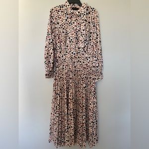 Annah Hariri Dress Polkadot Abaya Islamic Attire